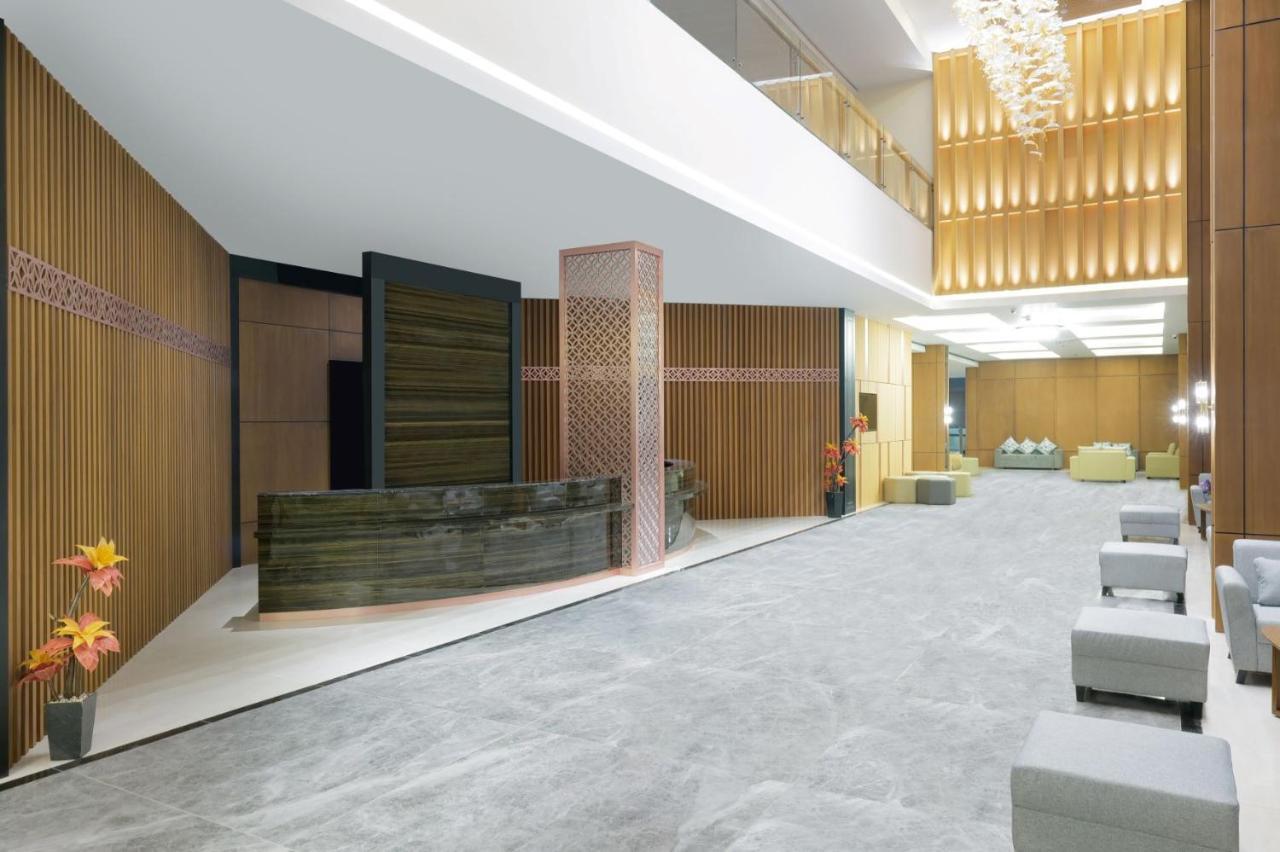 Fox Harris Hotel & Convention Banjarnegara Exterior photo