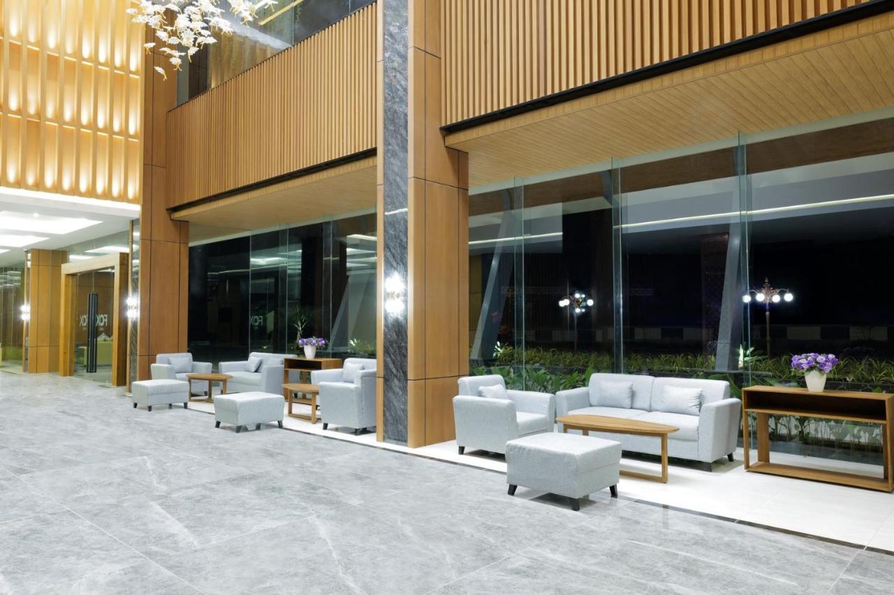 Fox Harris Hotel & Convention Banjarnegara Exterior photo